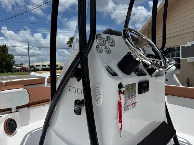 Slide: The Image of ALK 2 Powerboats 23CRX 2025 - 8