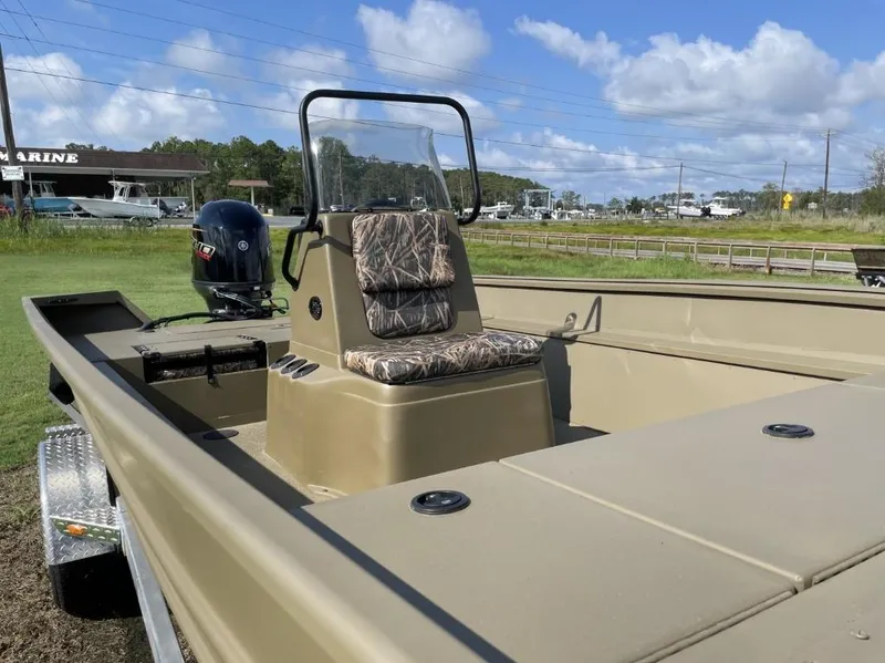 Slide: The Image of G3 Gator Tough 20 CC 2025 - 5