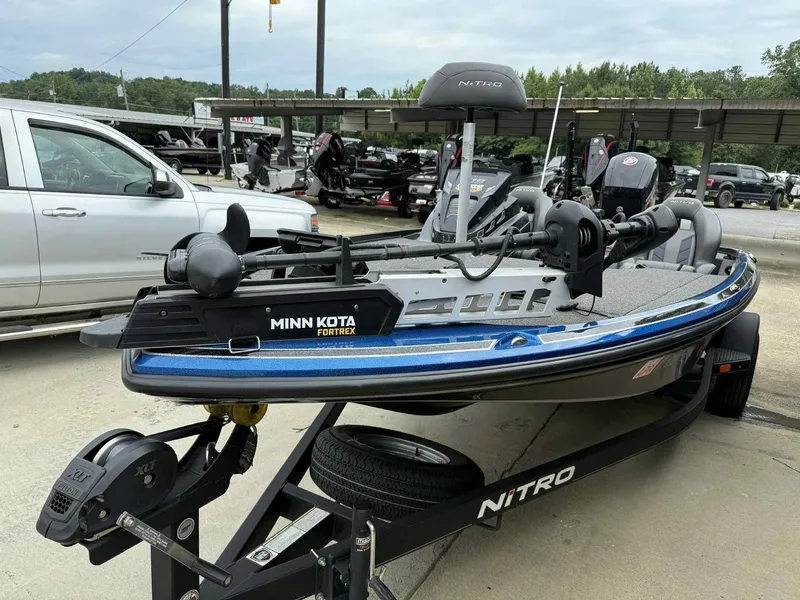 Slide: The Image of Nitro Z18 Pro 2022 - 1