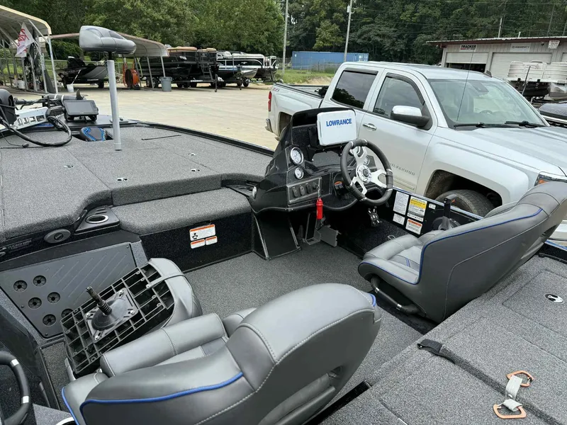 Slide: The Image of Nitro Z18 Pro 2022 - 7