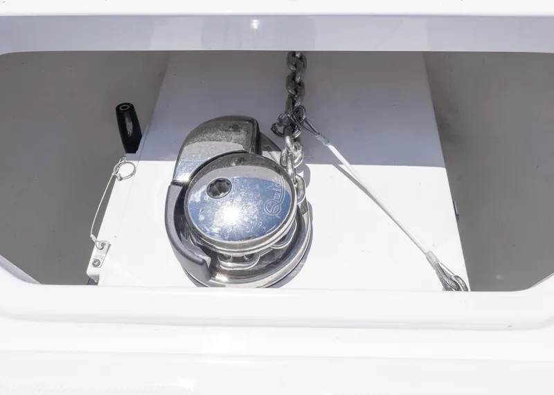 Slide: The Image of Anchor winch on 2025 Invincible 43 Open Fisherman boat. - 13