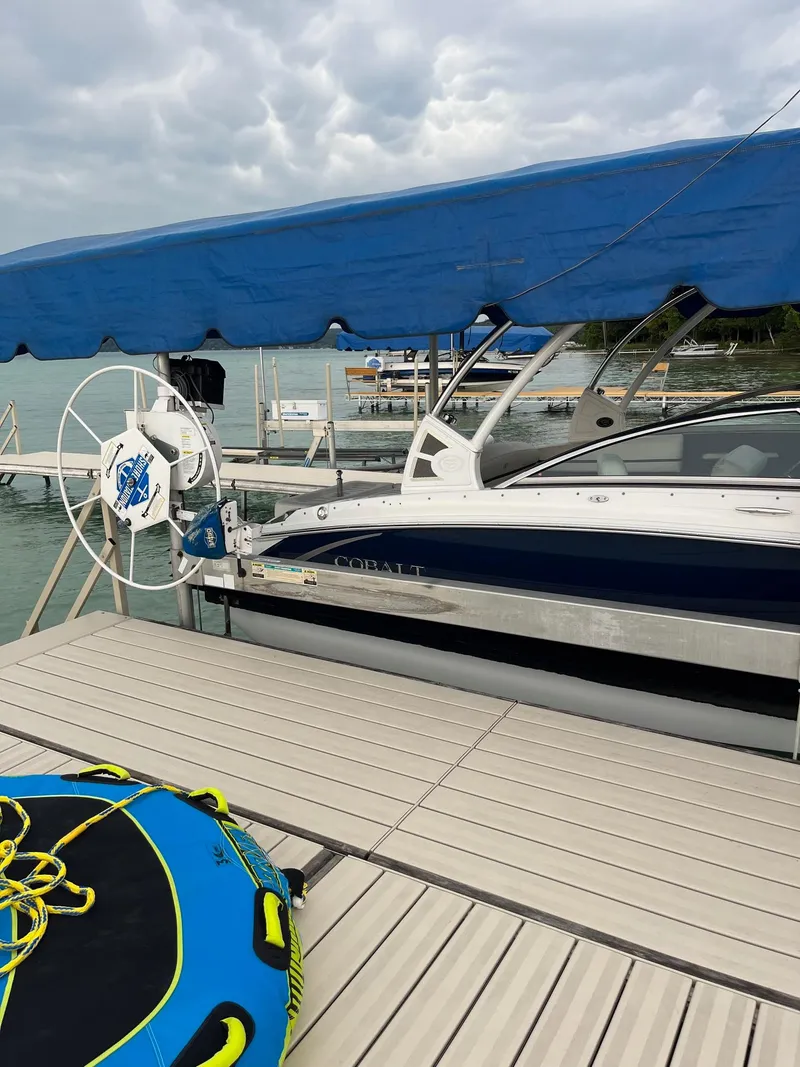 Slide: The Image of Cobalt R3 2015 - 2