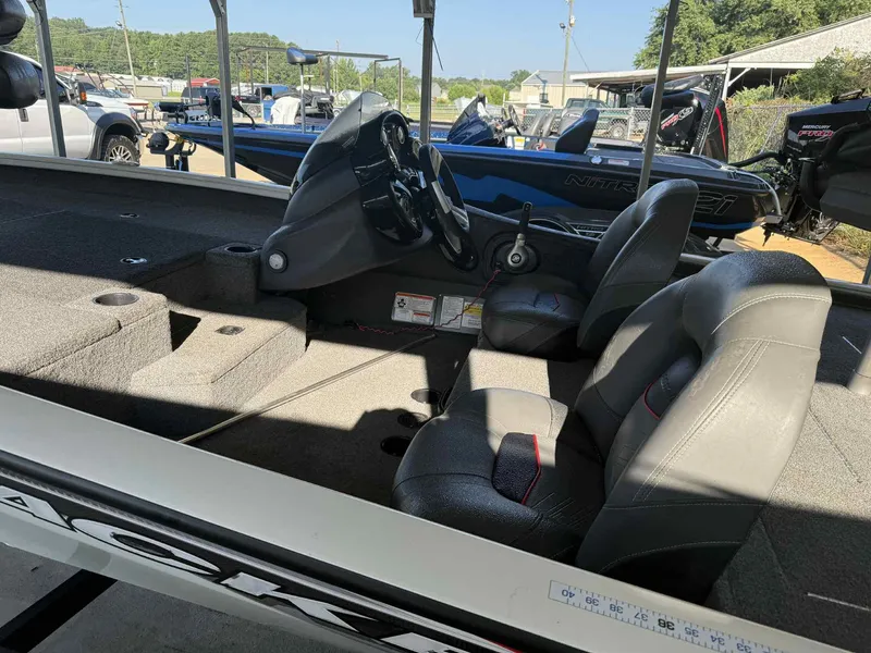 Slide: The Image of Tracker Pro Team 175 TXW 2021 - 4