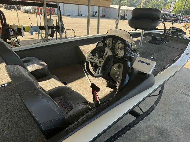 Slide: The Image of Tracker Pro Team 175 TXW 2021 - 5