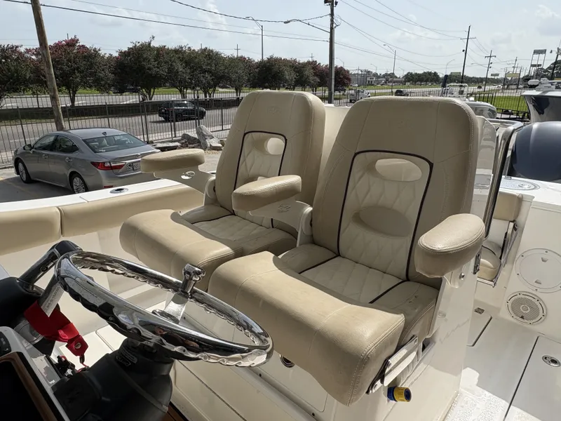 Slide: The Image of Sea Fox 288 Commander 2018 - 9