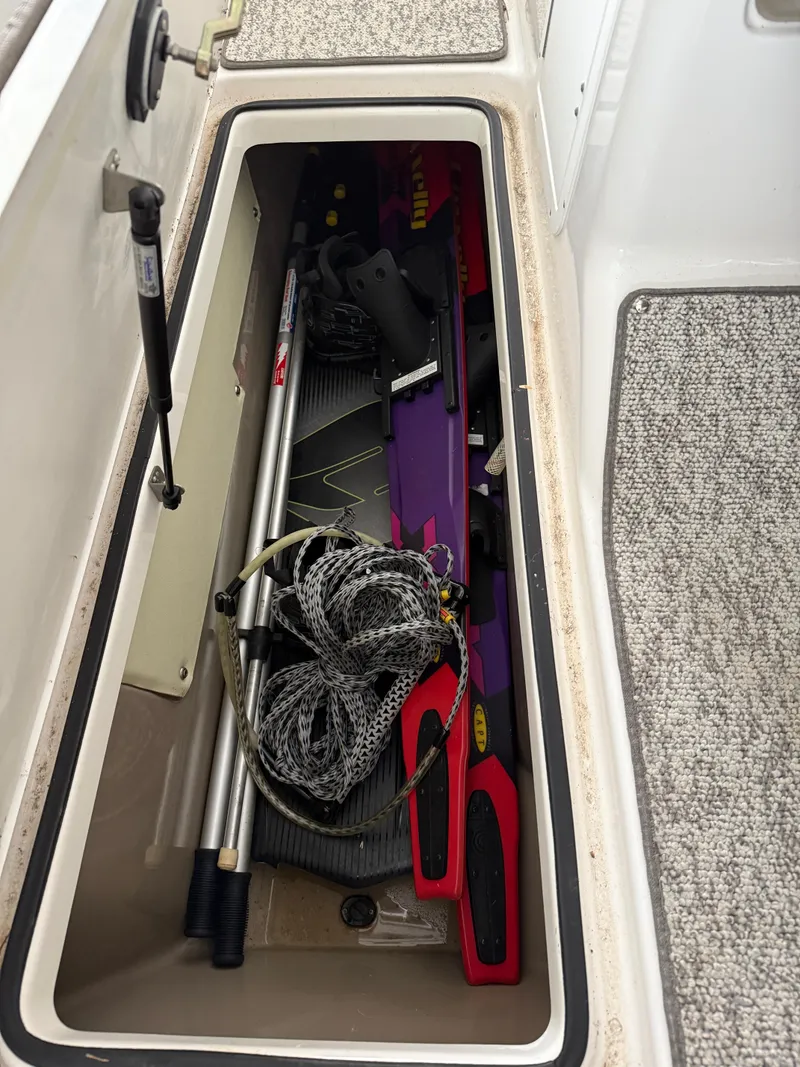 Slide: The Image of Yamaha 242 Limited S 2012 - 17