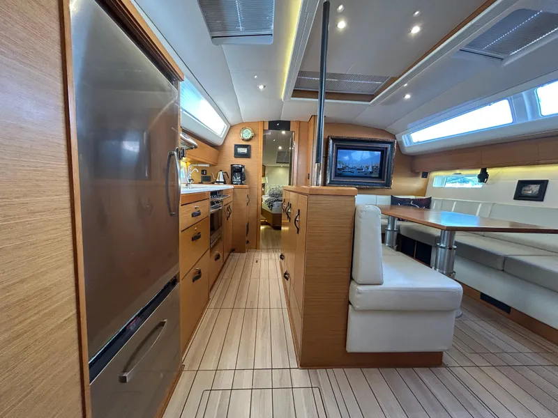 Slide: The Image of Jeanneau 54 2017 - 13