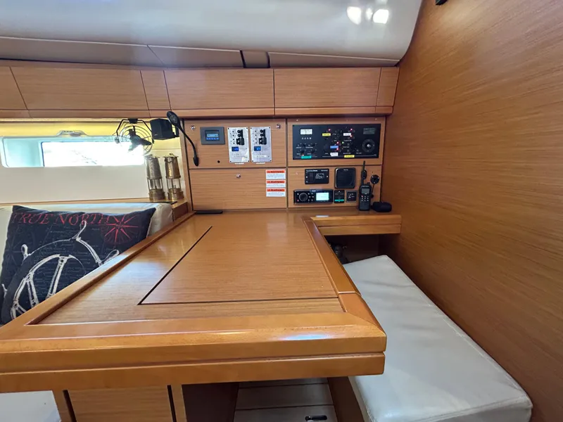 Slide: The Image of Jeanneau 54 2017 - 15