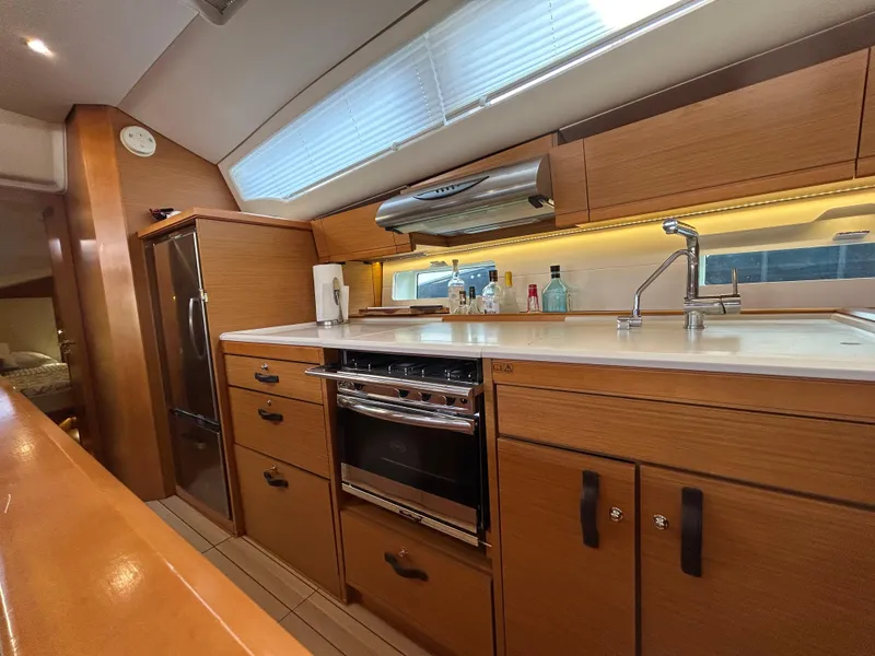 Slide: The Image of Jeanneau 54 2017 - 18