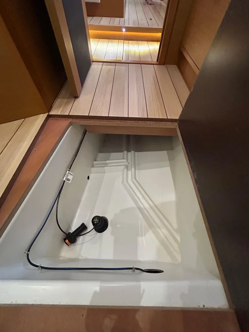 Slide: The Image of Jeanneau 54 2017 - 28