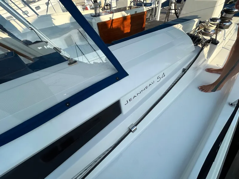 Slide: The Image of Jeanneau 54 2017 - 36