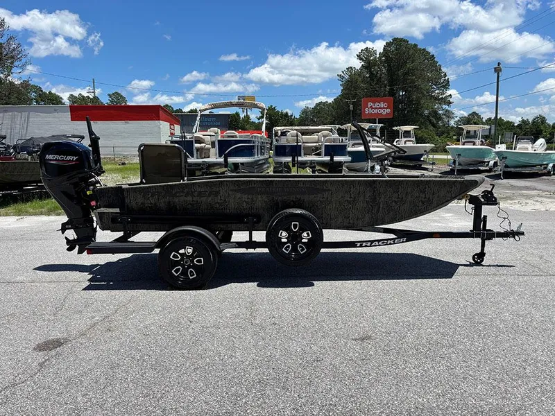 Slide: The Image of Tracker Grizzly 1650 T Prairie Wings Edition 2026 - 5