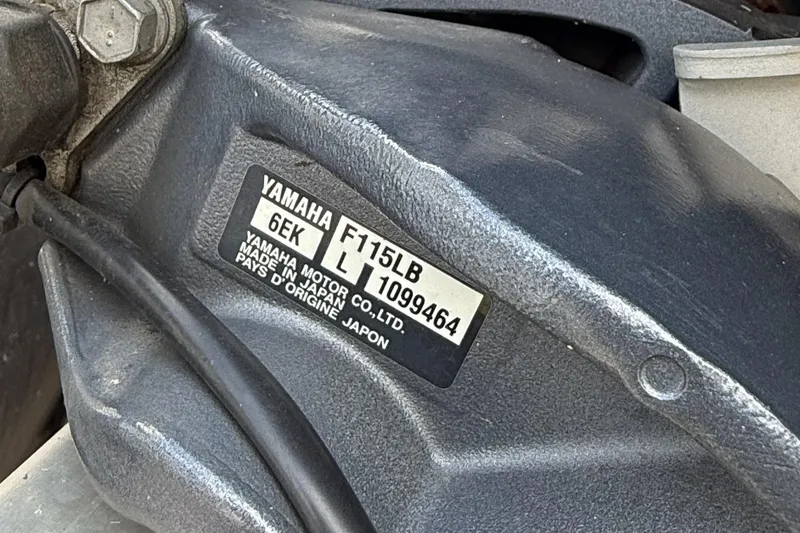 Slide: The Image of Close-up of Yamaha F115LB engine label on 2022 Starcraft LX22 boat. - 19