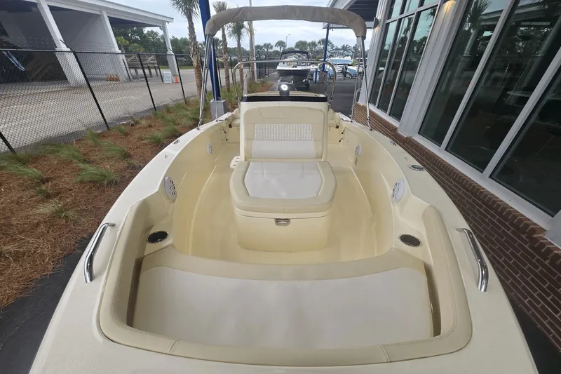 Slide: The Image of Scout 188 Sportfish 2026 - 12