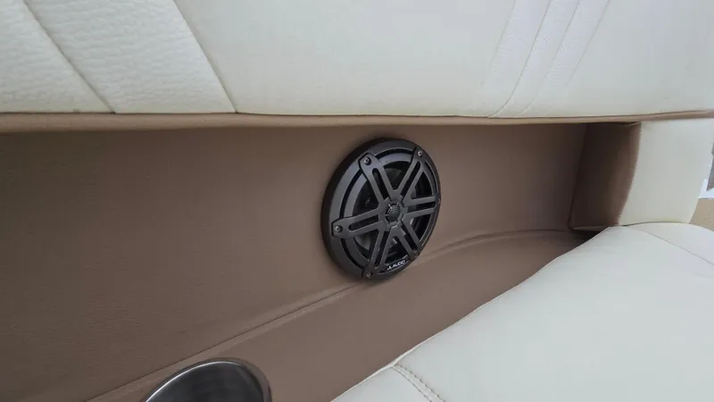 Slide: The Image of Cobalt 232 2007 - 25