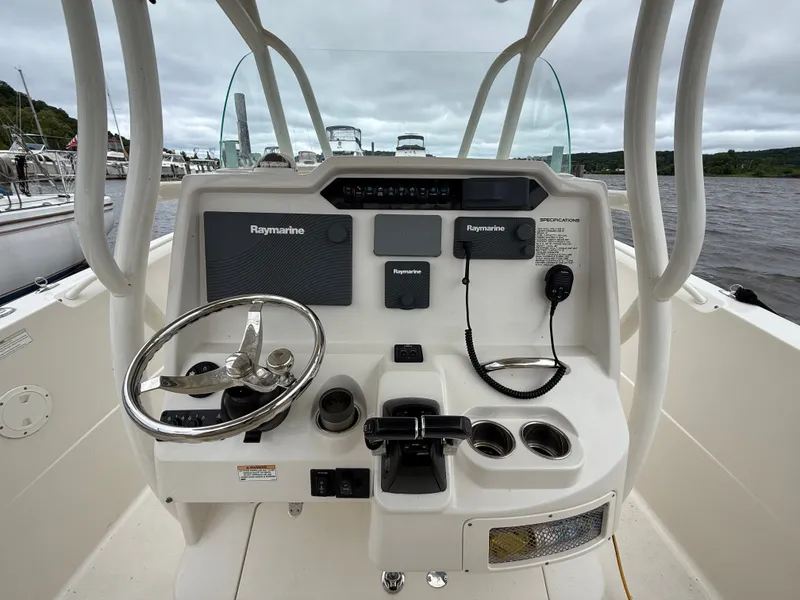 Slide: The Image of Sailfish 270 CC 2017 - 11