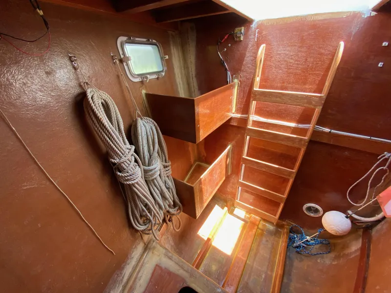 Slide: The Image of Custom 62 1996 - 87