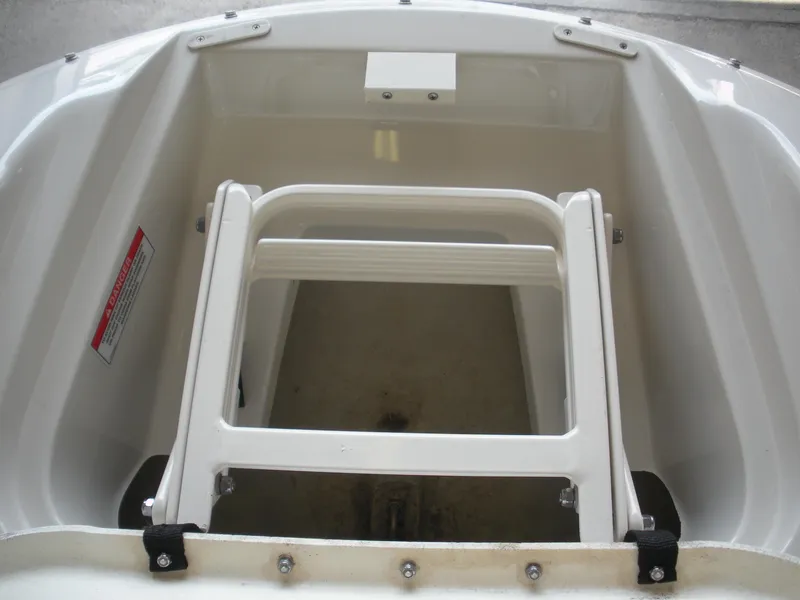 Slide: The Image of 2007 Sea Ray 220 Sundeck boat ladder and storage compartment. - 5