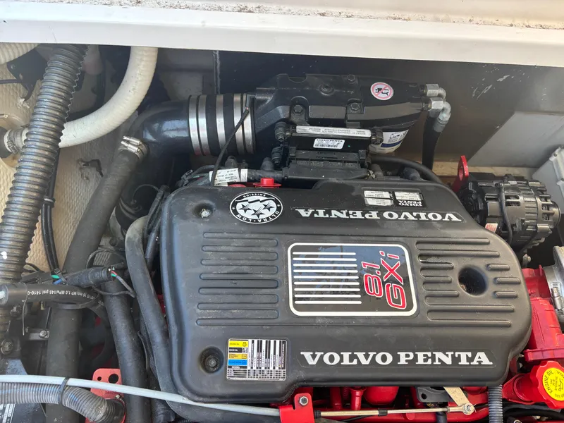 Slide: The Image of Volvo Penta 8.1 GXi engine in 2006 Regal Commodore 3560 IO boat. - 24