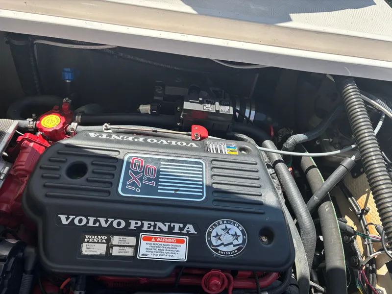 Slide: The Image of Volvo Penta 8.1 GXi engine in 2006 Regal Commodore 3560 IO boat. - 26