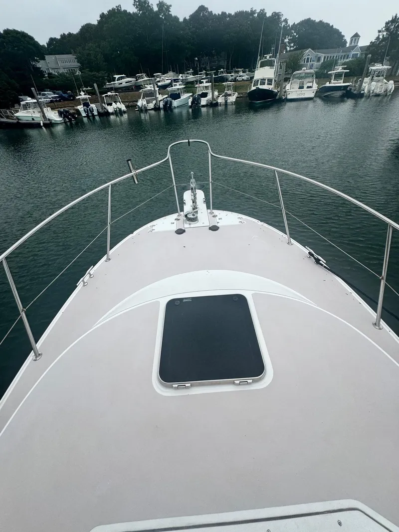 Slide: The Image of Albin 28 Flush Deck 2004 - 8