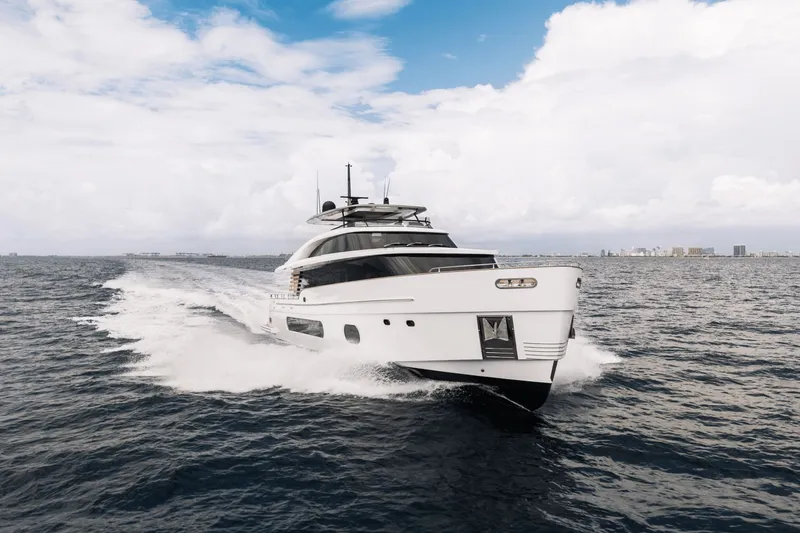 Slide: The Image of Azimut Magellano 25M 2026 - 139