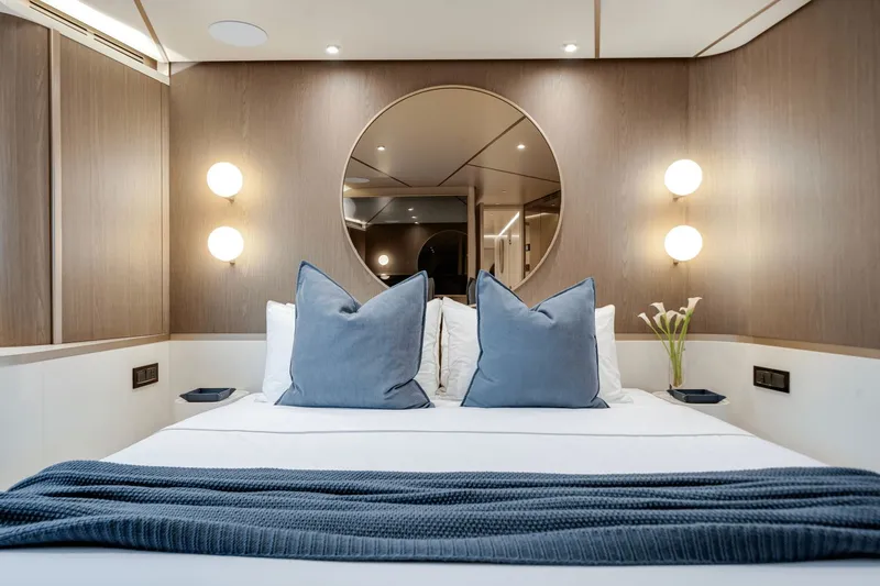 Slide: The Image of Azimut Magellano 25M 2026 - 48