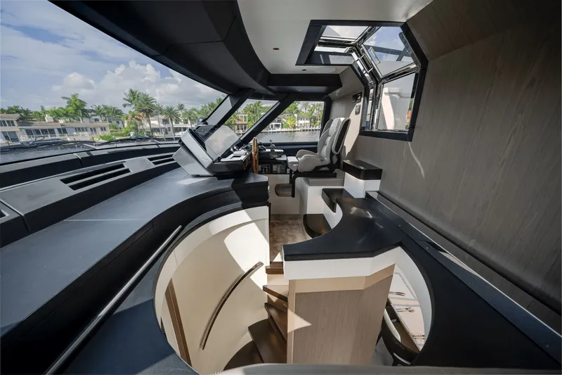 Slide: The Image of Azimut Magellano 25M 2026 - 110