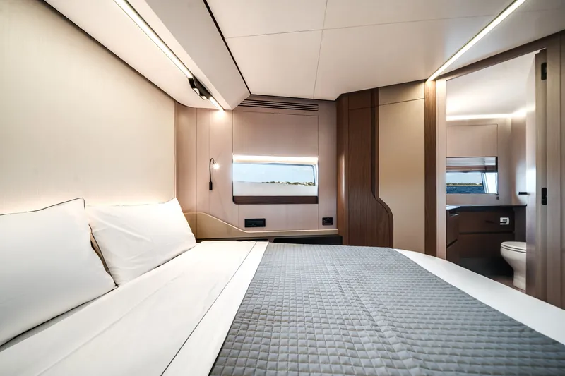 Slide: The Image of Azimut S8 2026 - 54