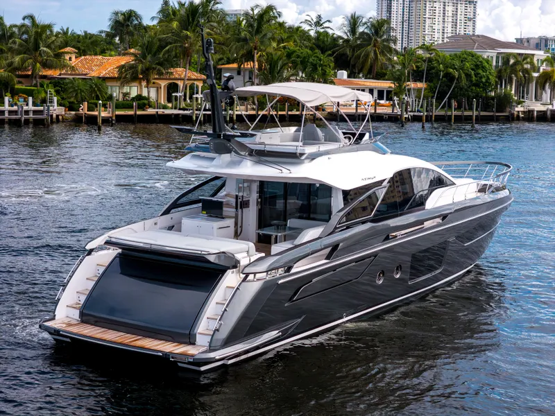 Slide: The Image of Azimut S8 2026 - 9