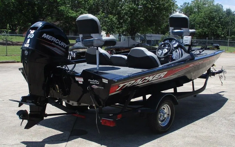 Slide: The Image of Tracker Pro Team 175 TXW 2018 - 4