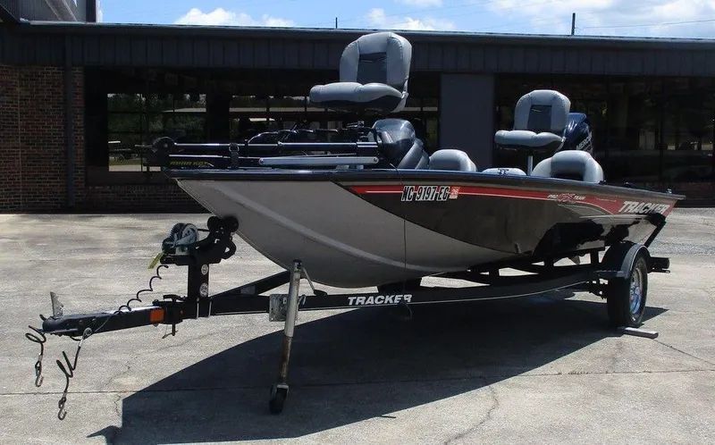 Slide: The Image of Tracker Pro Team 175 TXW 2018 - 6