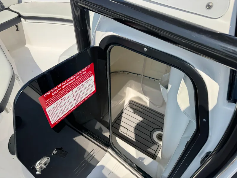 Slide: The Image of Tidewater 220 LXF 2023 - 11