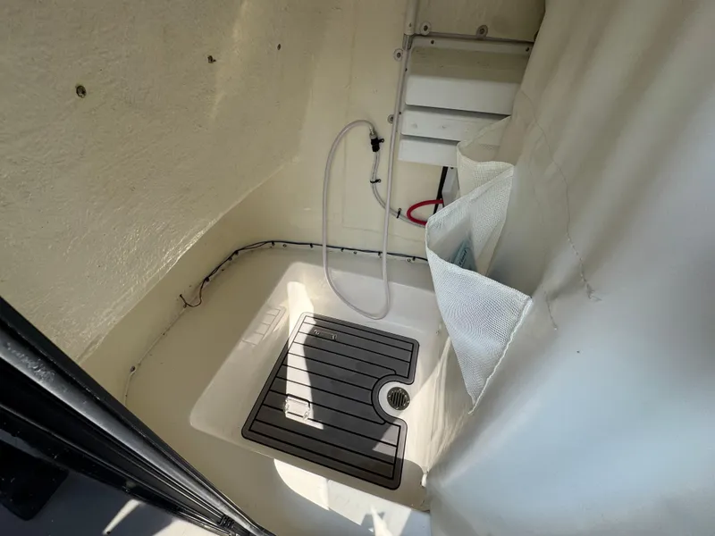 Slide: The Image of Tidewater 220 LXF 2023 - 12