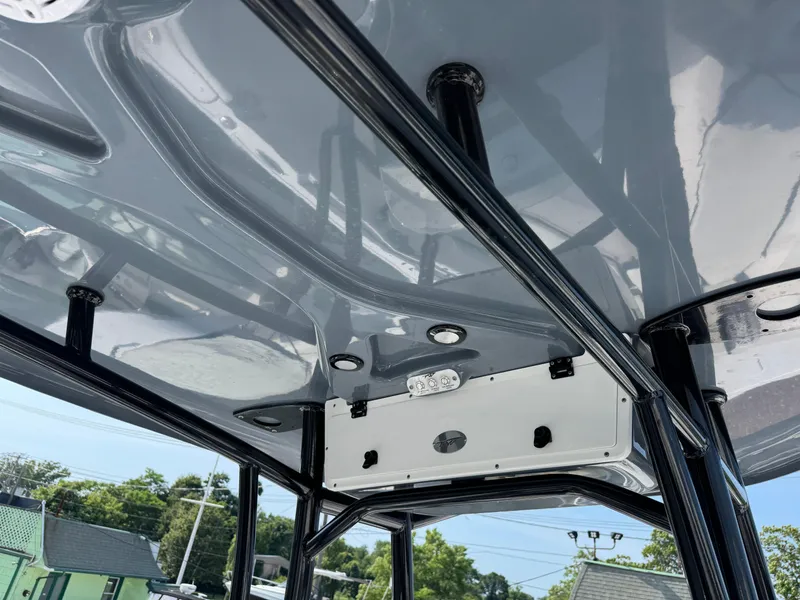 Slide: The Image of Tidewater 220 LXF 2023 - 7