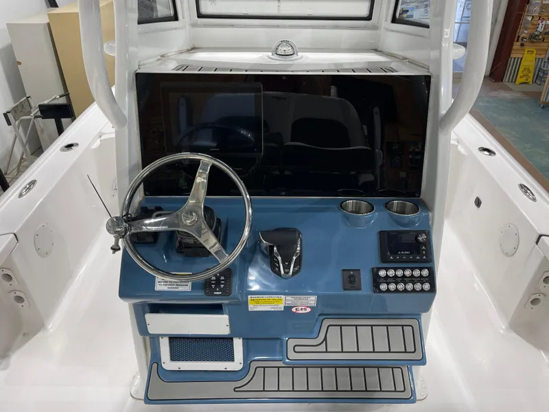 Slide: The Image of Tidewater 2410BM 2025 - 10