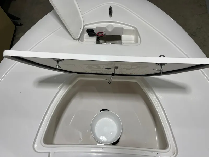 Slide: The Image of Tidewater 2410BM 2025 - 24