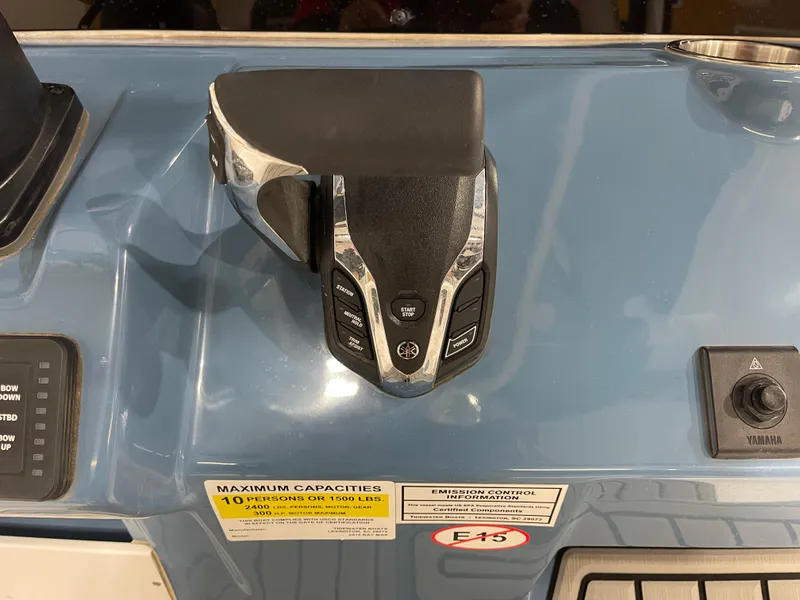 Slide: The Image of Tidewater 2410BM 2025 - 41