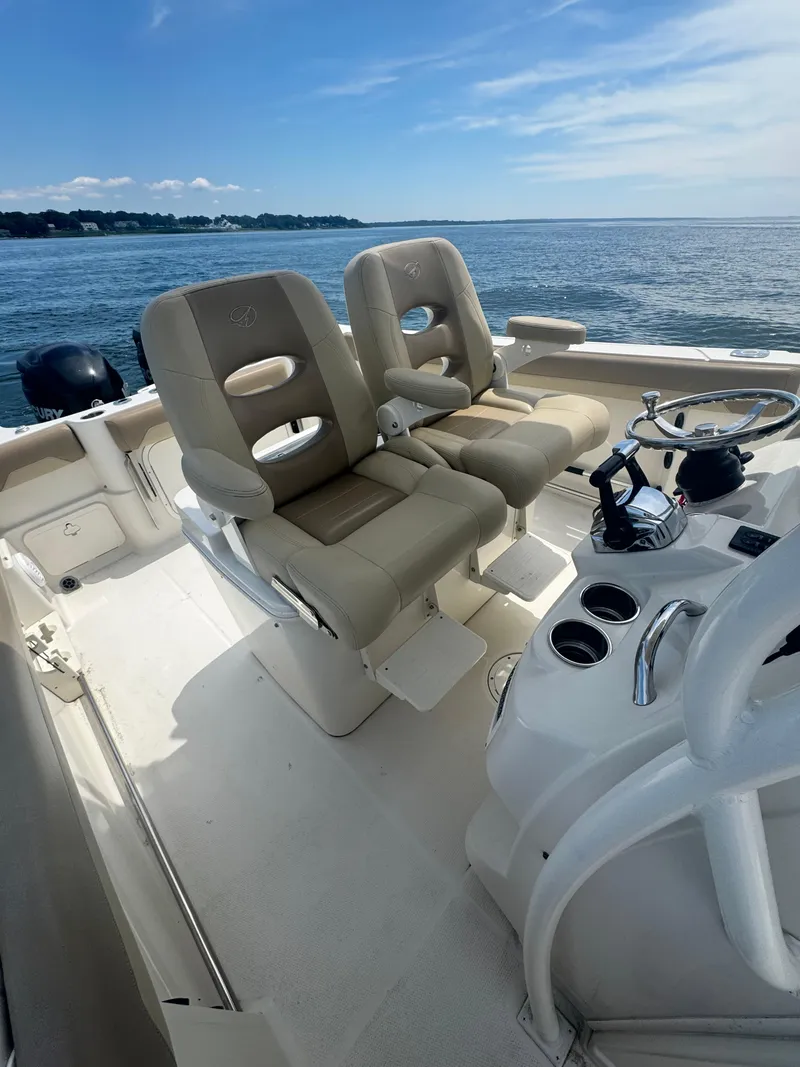 Slide: The Image of Sailfish 270 CC 2015 - 10