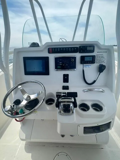 Slide: The Image of Sailfish 270 CC 2015 - 9