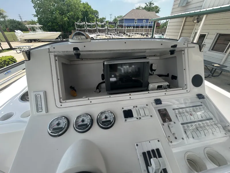 Slide: The Image of Donzi 35 ZF Cuddy 2007 - 21