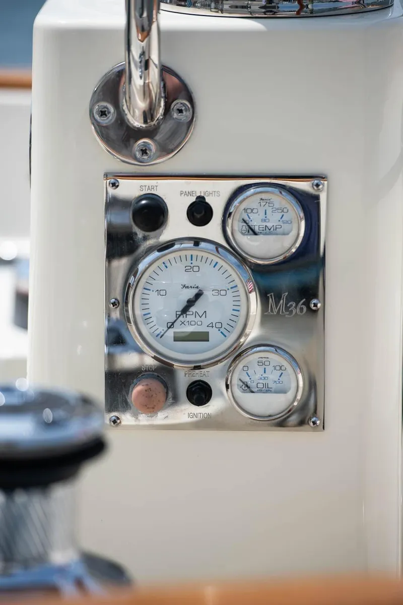 Slide: The Image of Morris M36 2014 - 14