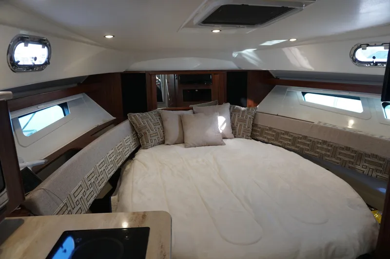 Slide: The Image of Pursuit OS 355 Offshore 2023 - 51