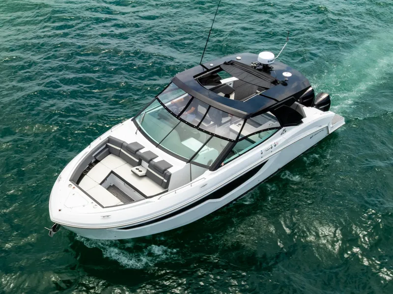 Slide: The Image of Cruisers 38 GLS OB 2021 - 11