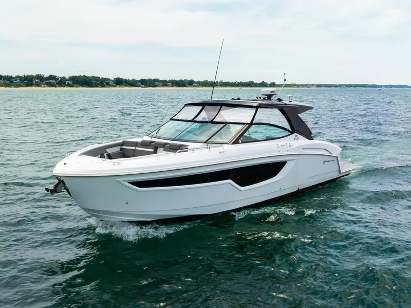 Slide: The Image of Cruisers Yachts 38 GLS OB 2021 - 10