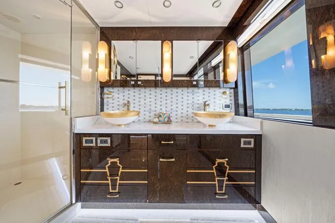 Slide: The Image of On-Deck Master Head - 27