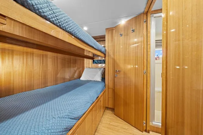 Slide: The Image of Aft Crew Cabin - 84