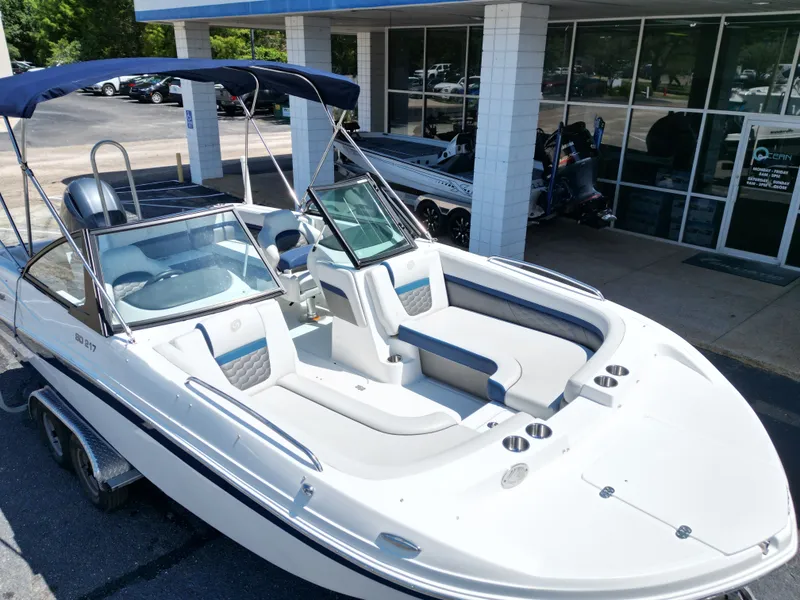 Slide: The Image of Hurricane 217 SD 2019 - 19