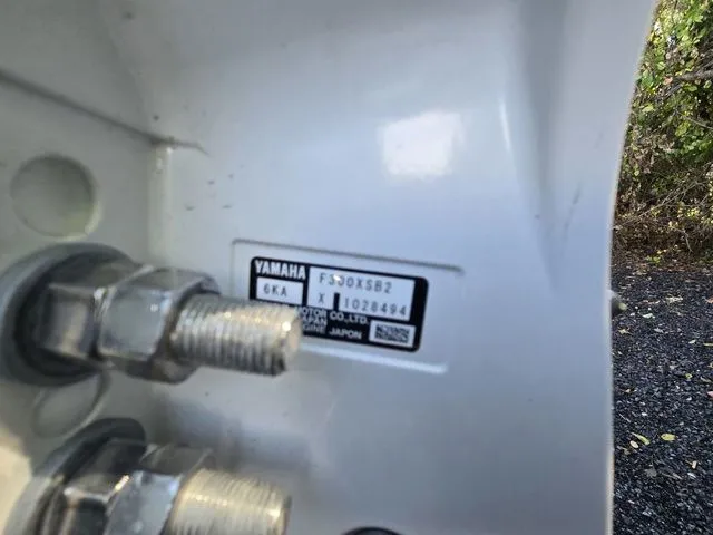 Slide: The Image of Sea Hunt Ultra 245 SE 2026 - 3