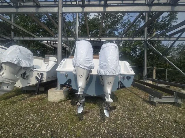 Slide: The Image of Sea Hunt Ultra 275 SE 2026 - 3